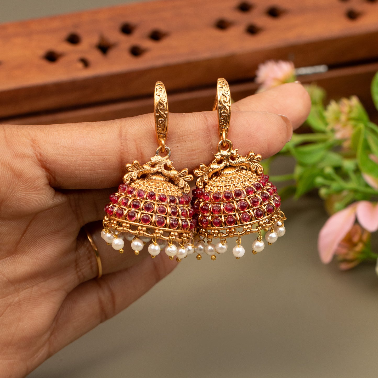 Antique Earrings E1092