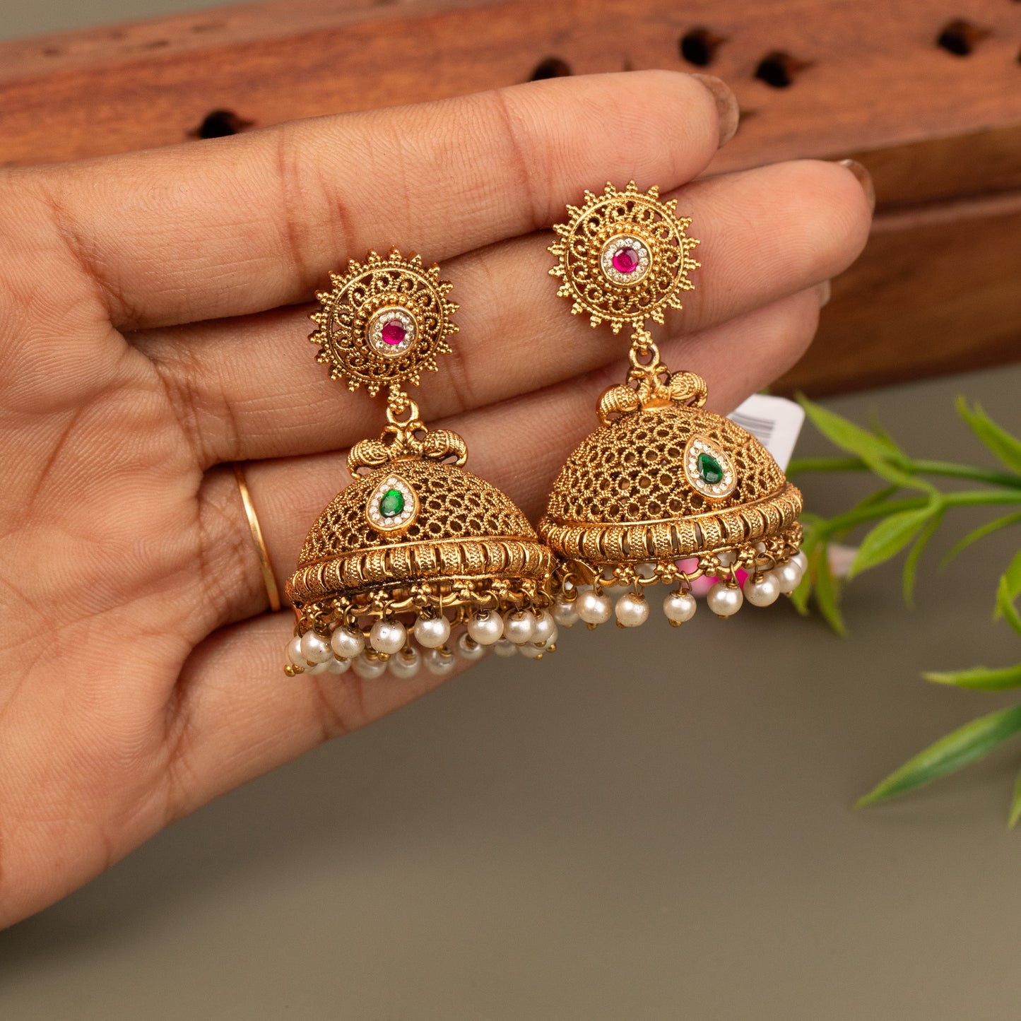 Antique Earrings E1096