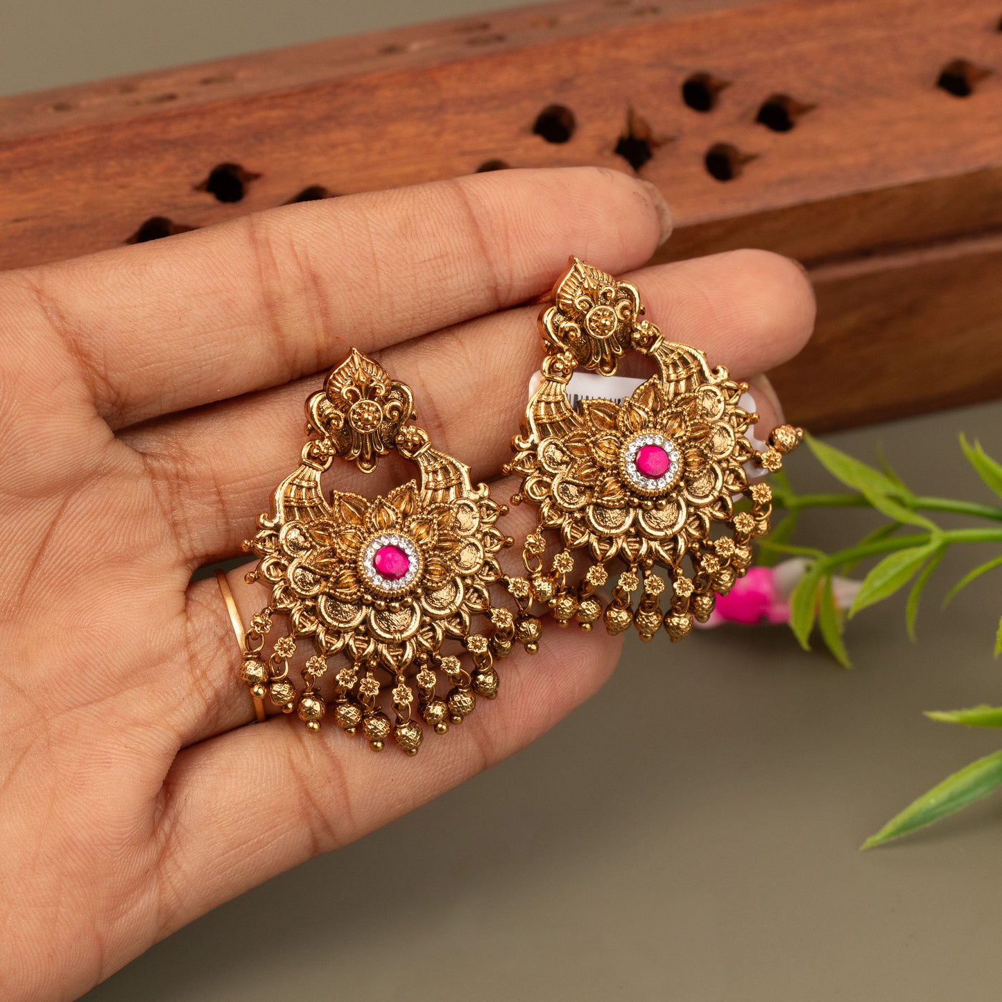 Antique Earrings E1098