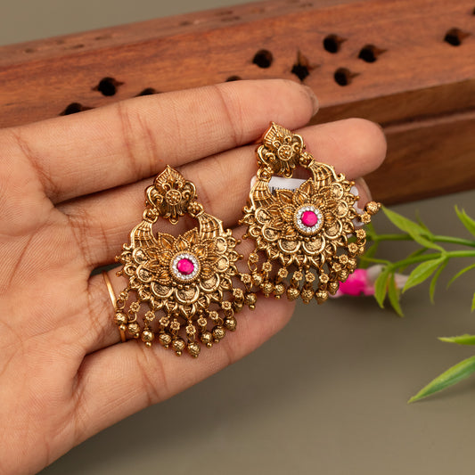 Antique Earrings E1098