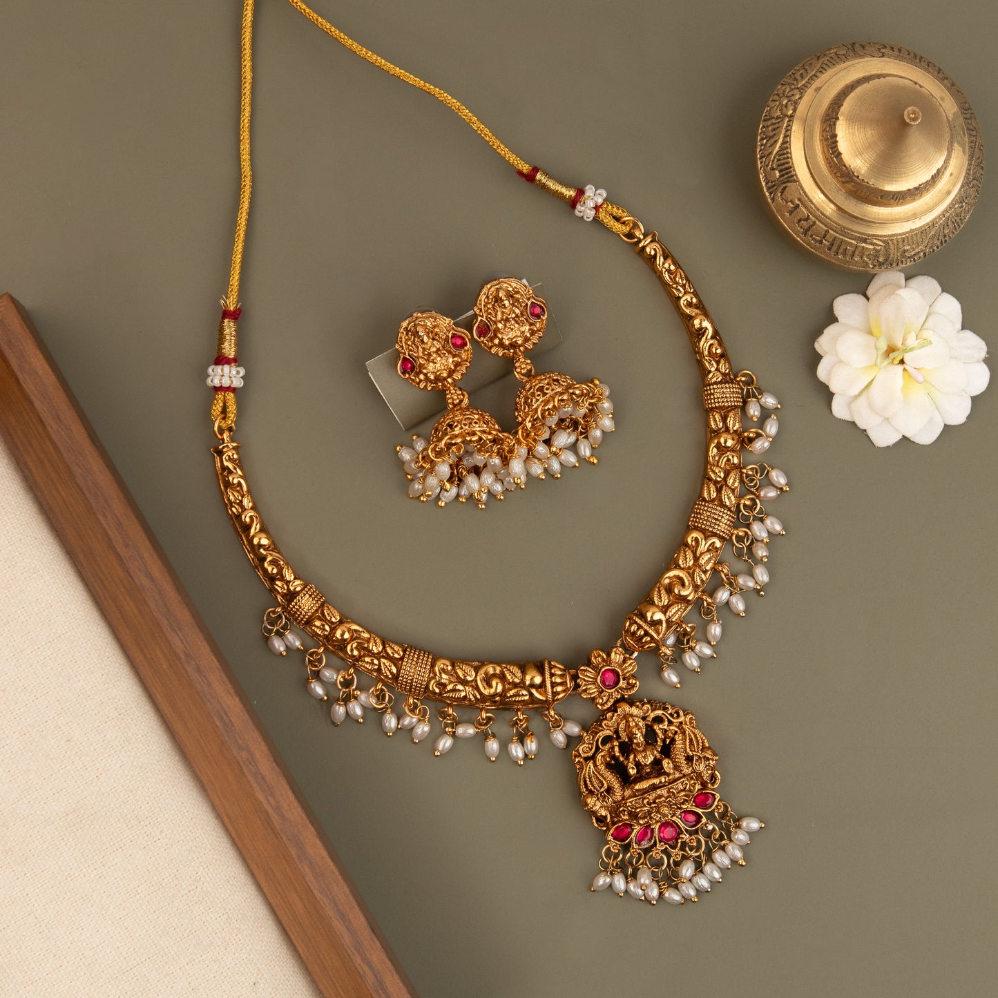Necklace 1028