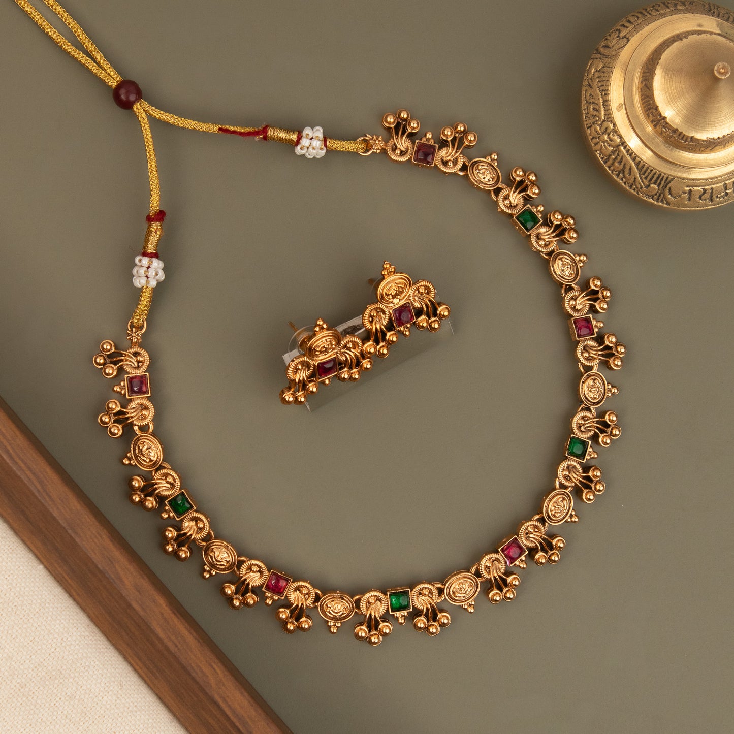 Necklace 530