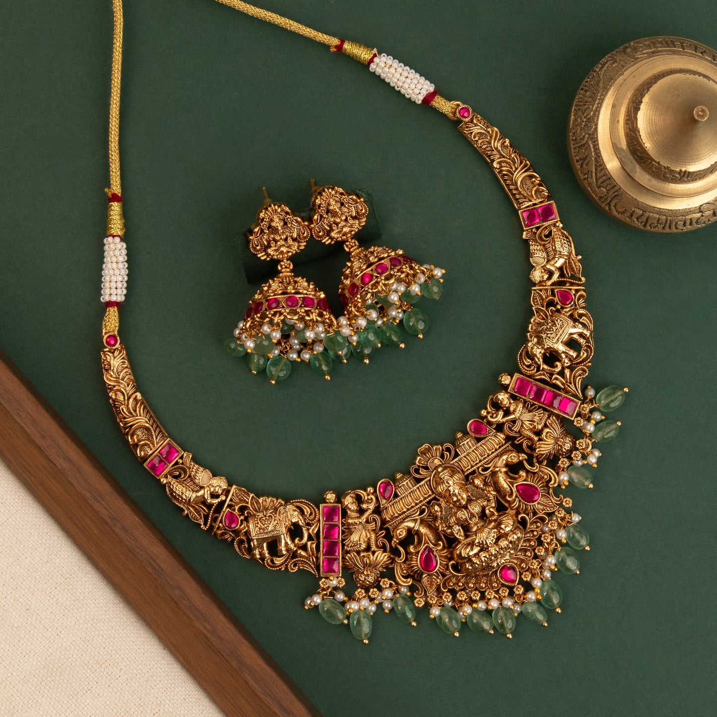 Premium Necklace 056