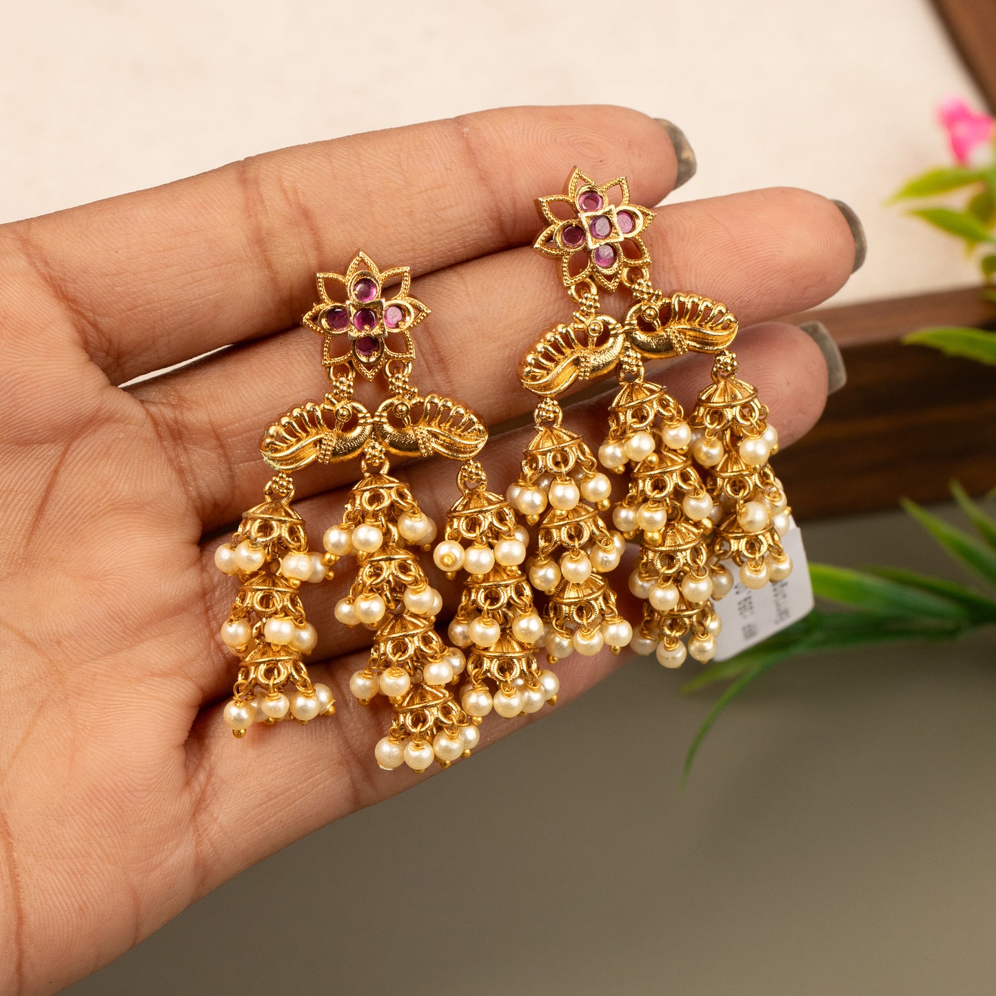 Antique Earrings E1124