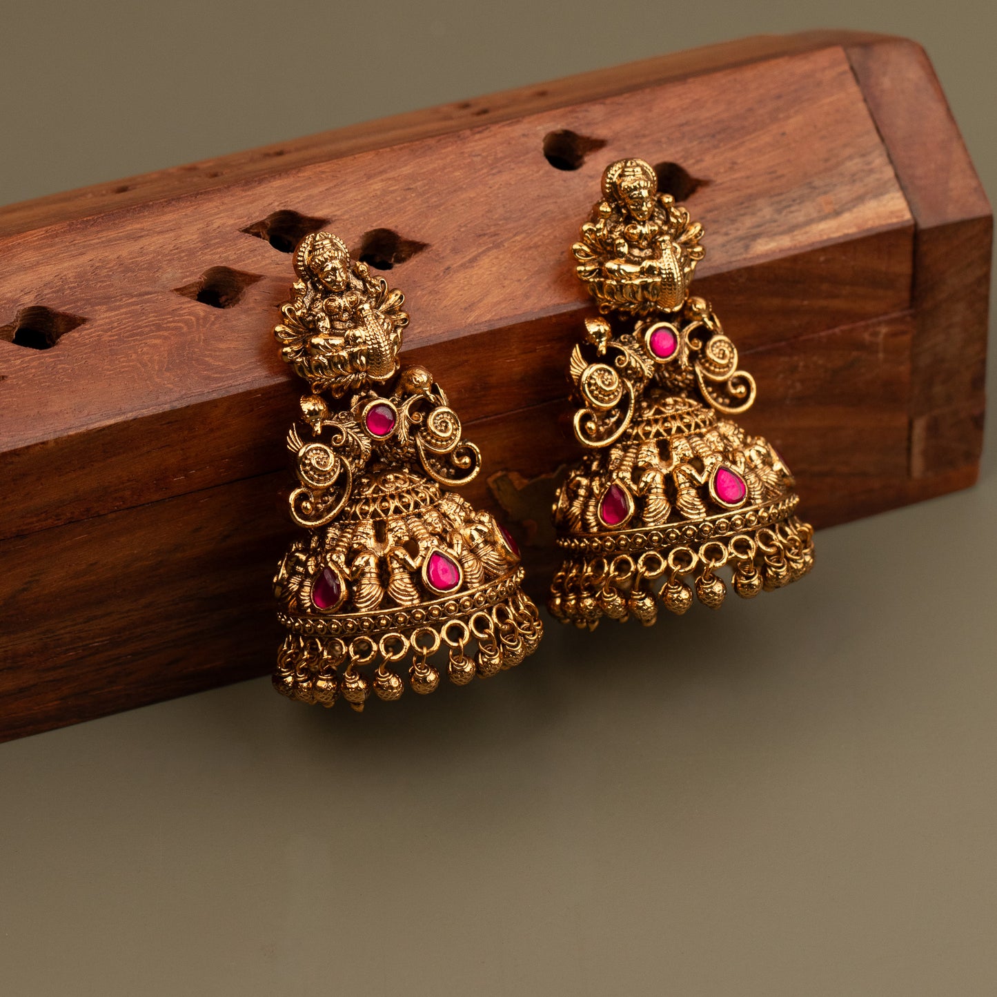 Premium Antique Earrings E1161