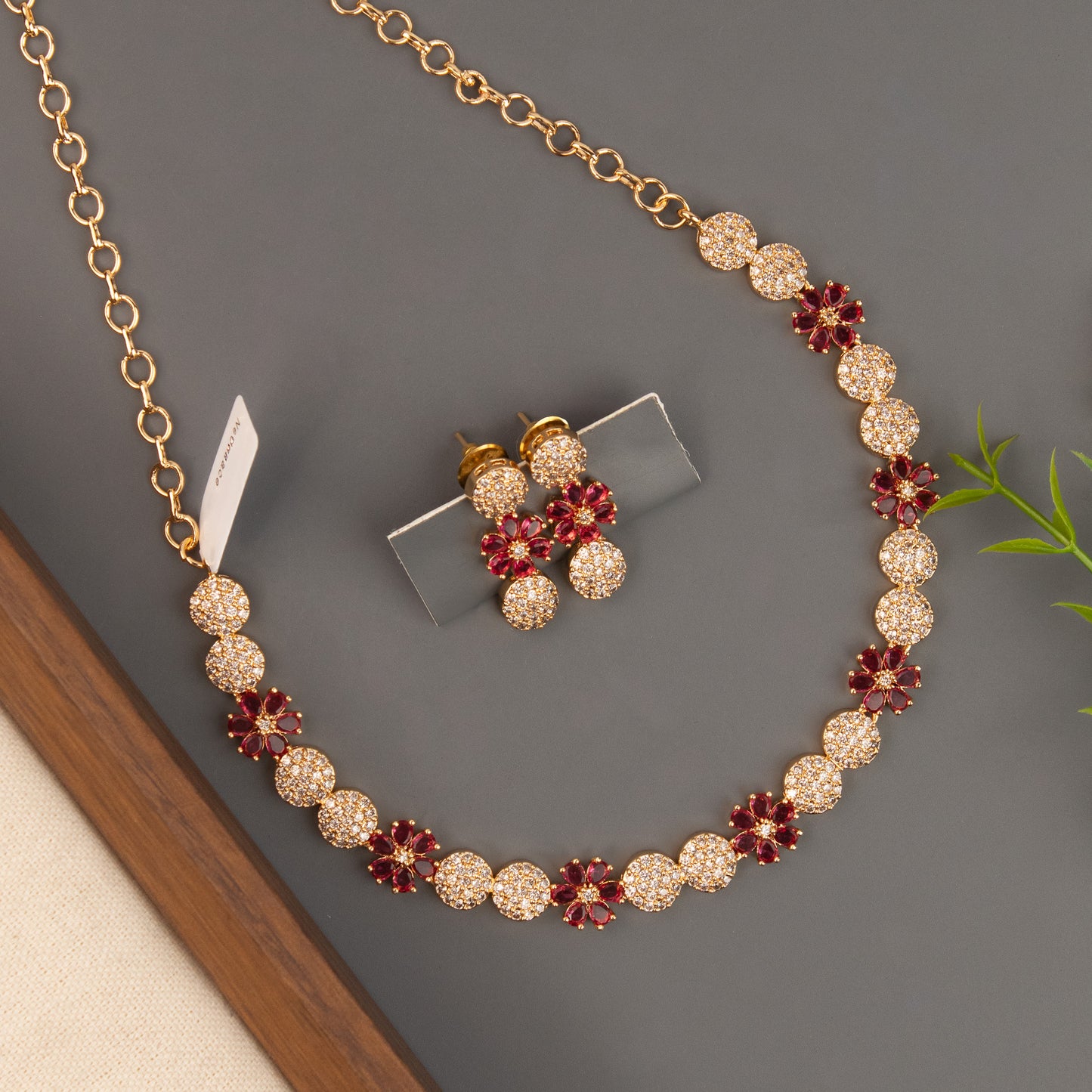 Necklace 208