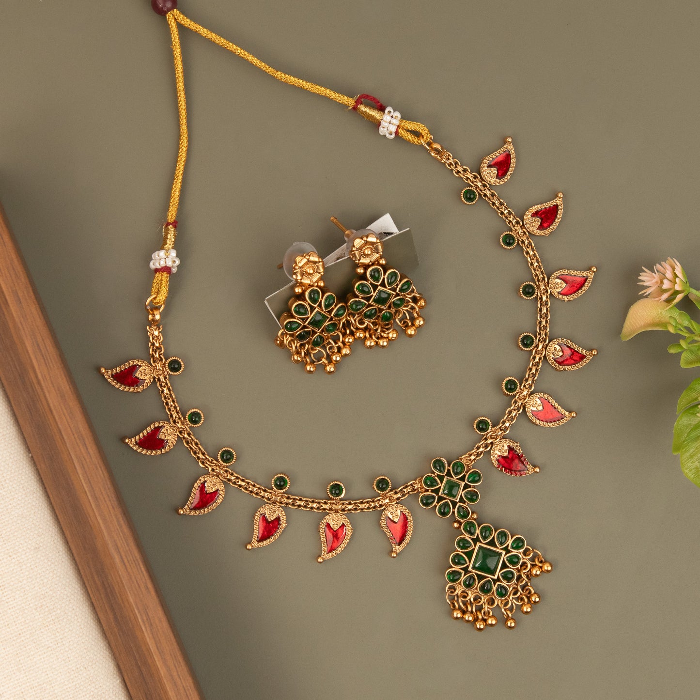 Necklace 297