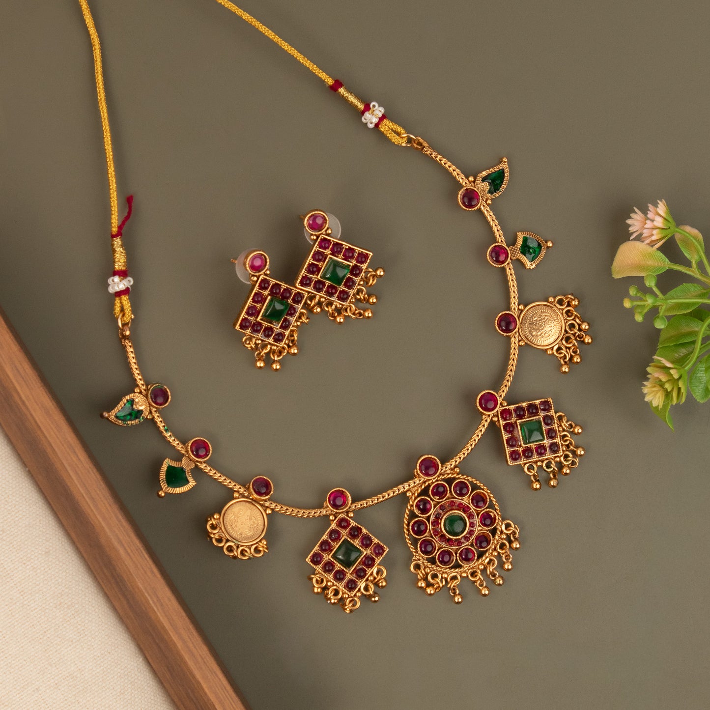 Necklace 296