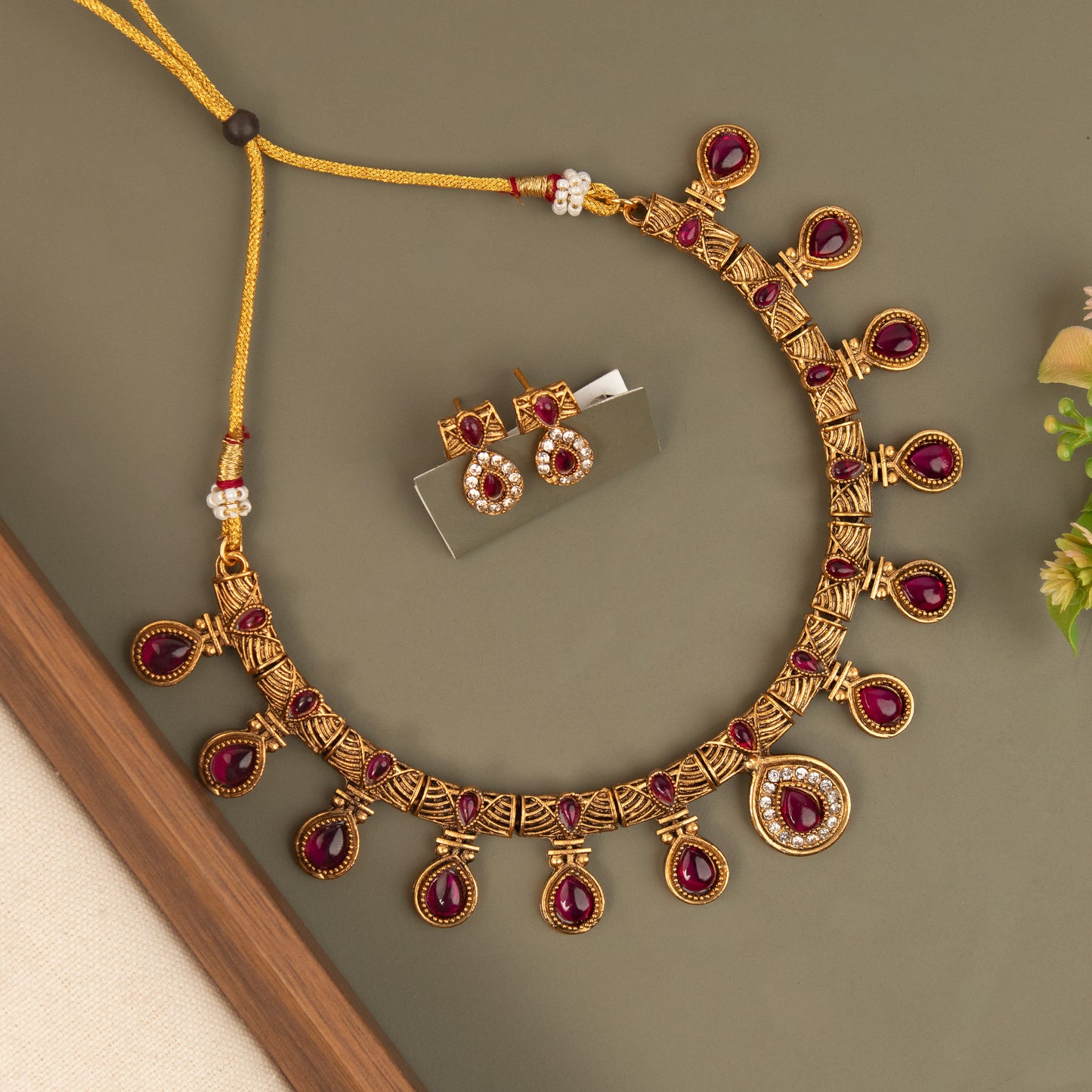 Necklace 303