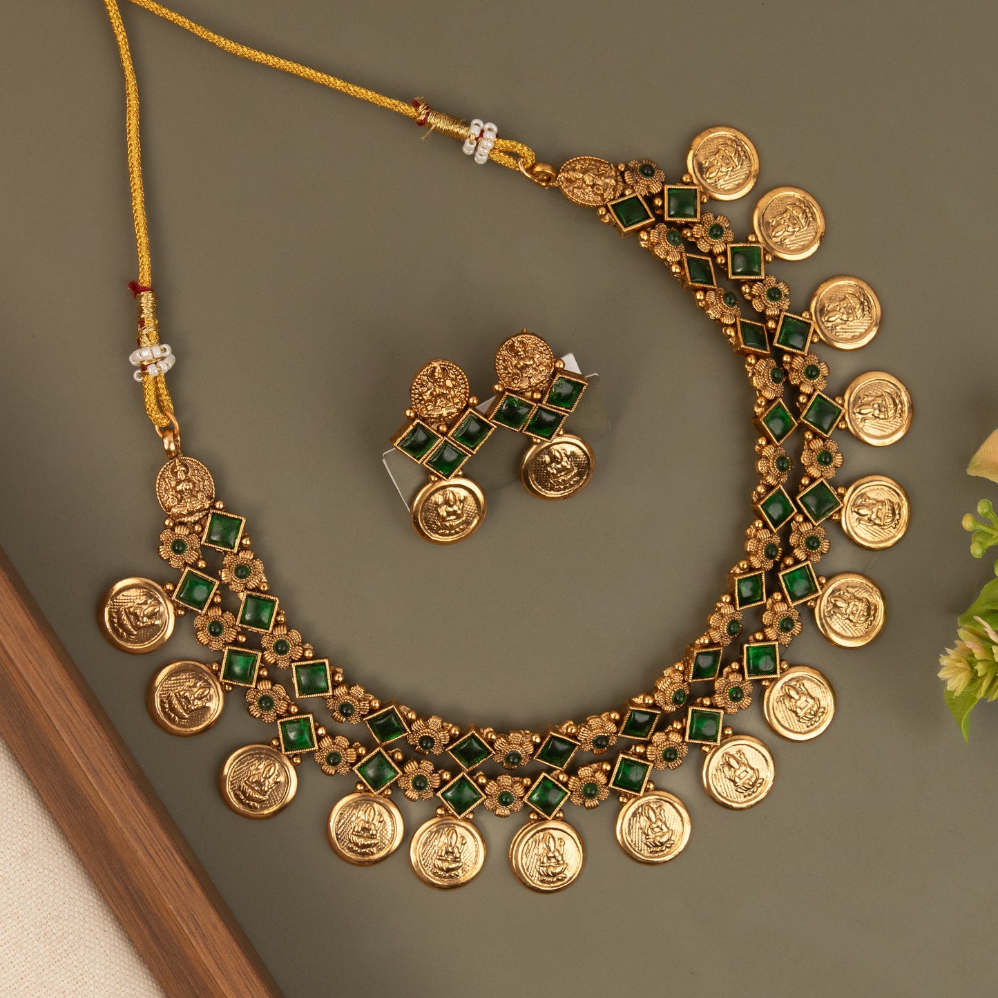 Necklace 304
