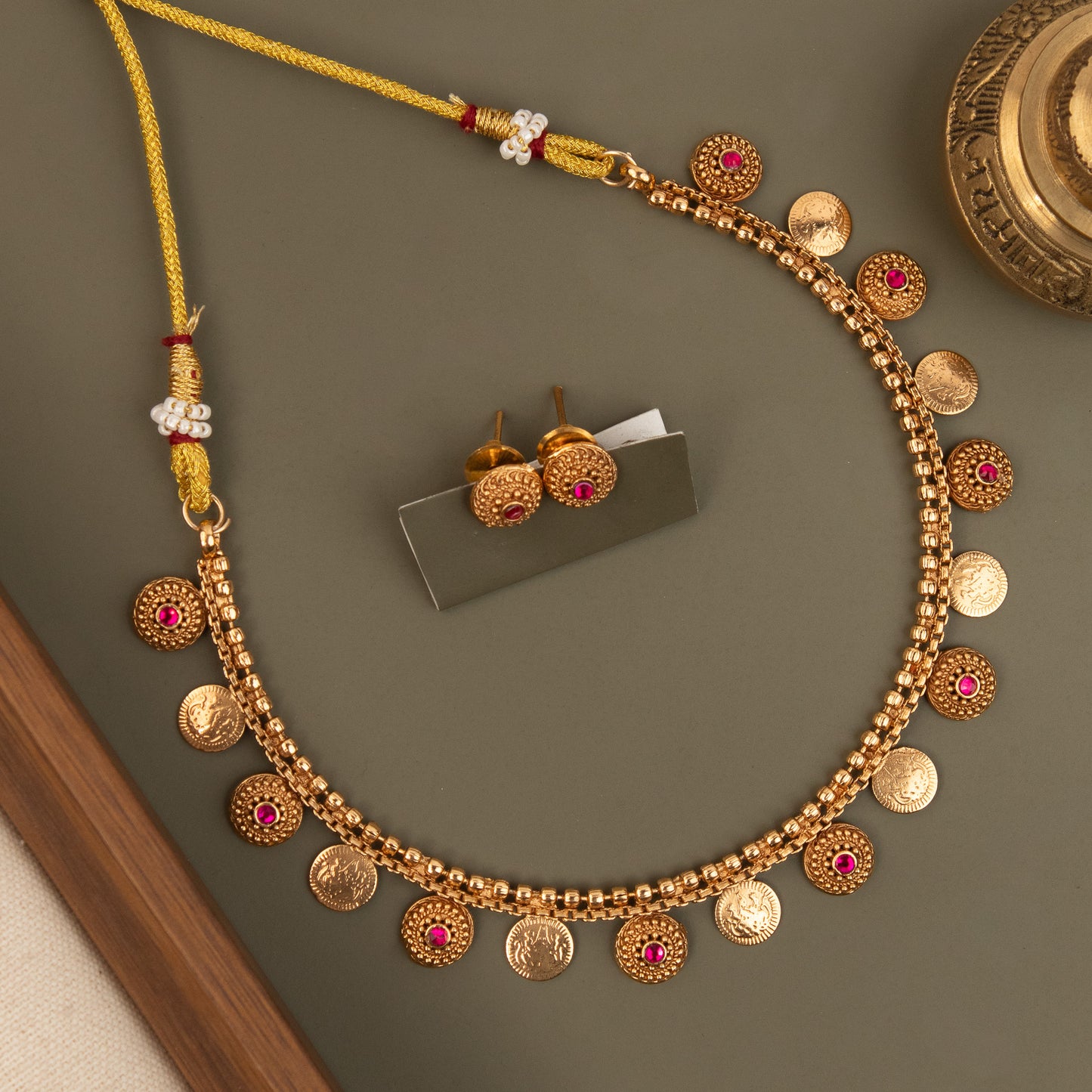 Necklace 895