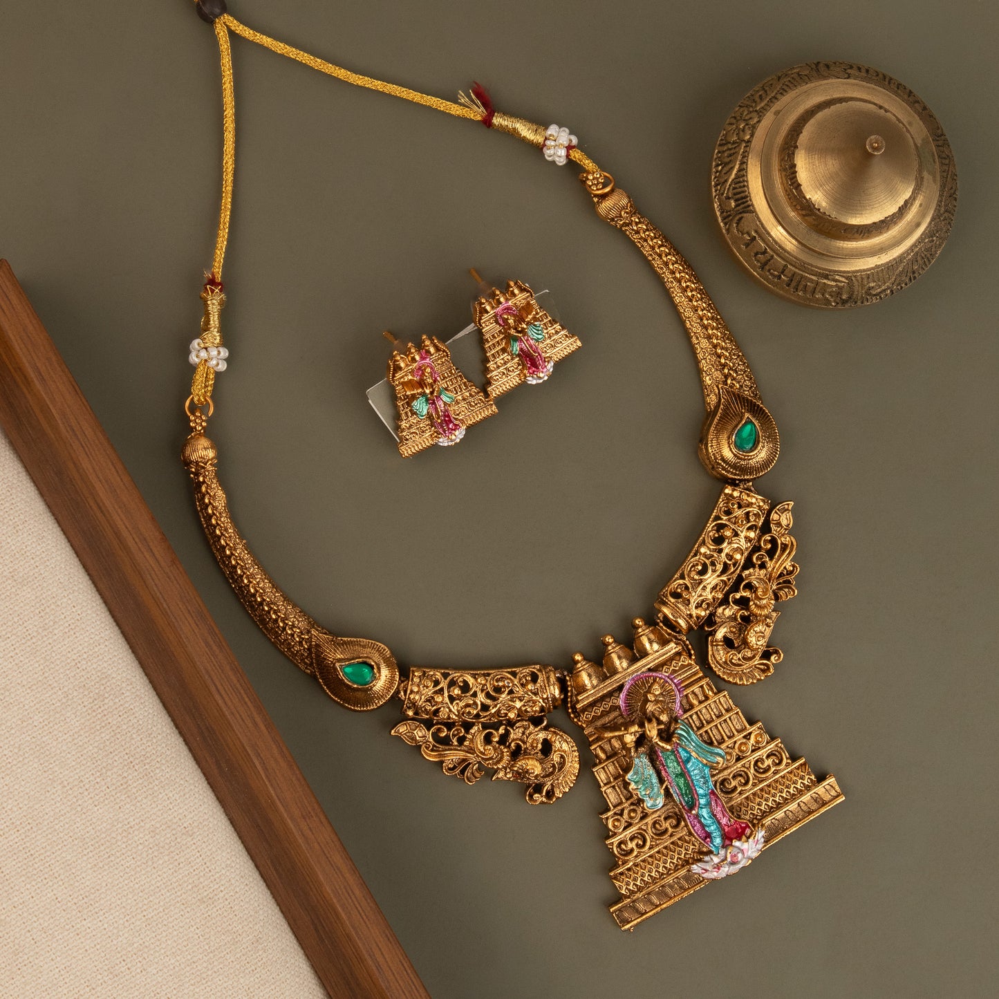 Necklace 477