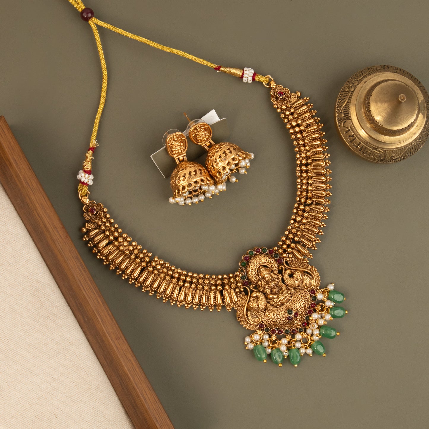Necklace 546