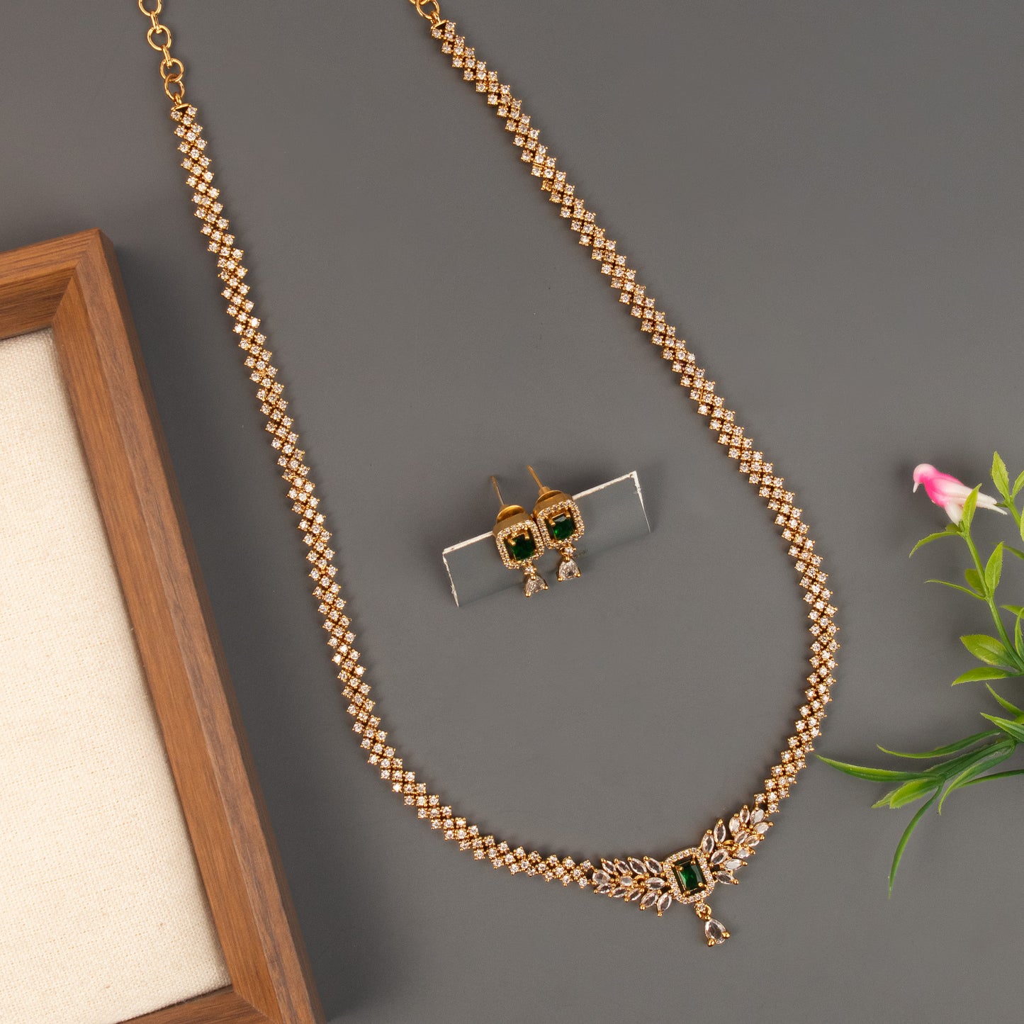 Necklace 568