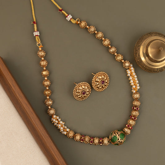 Necklace 671