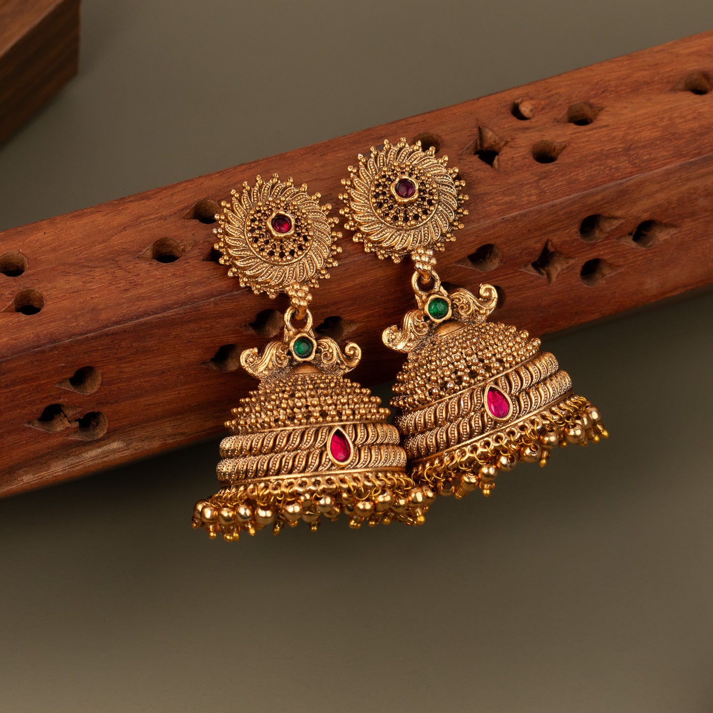 Antique Earrings E1215