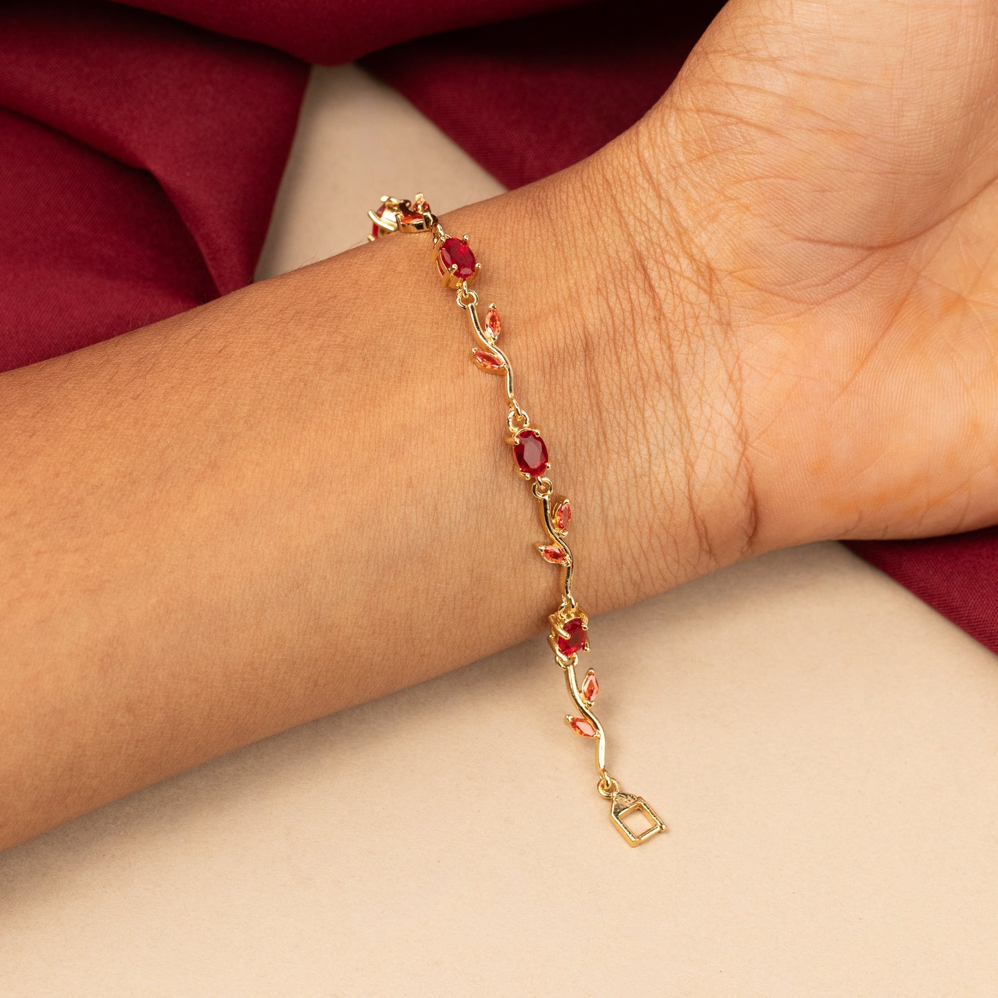 Mehendi-Gold Polish Trendy Tulips Leaf Designed AD Bracelets BR137