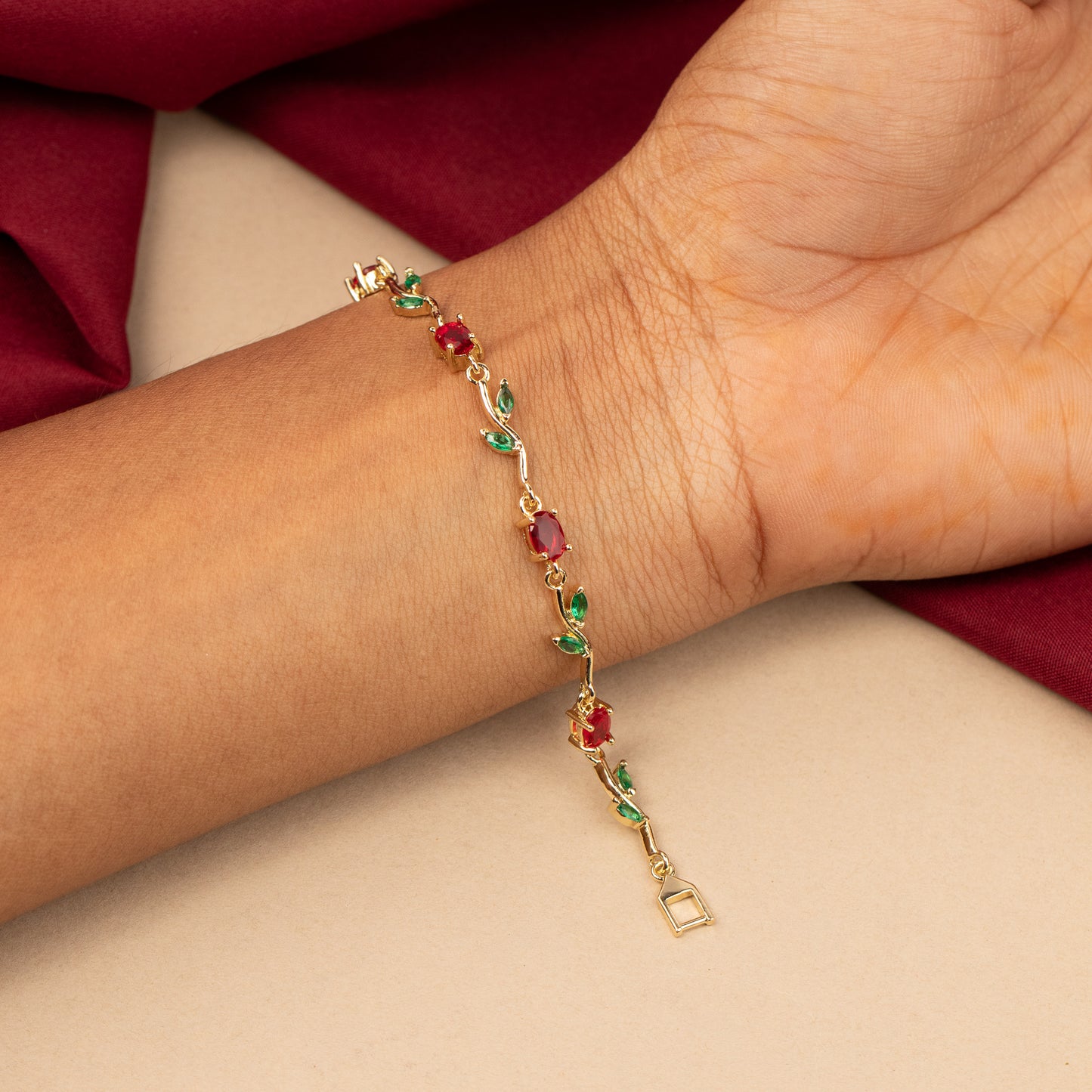 Mehendi-Gold Polish Trendy Tulips Leaf Designed AD Bracelets BR136