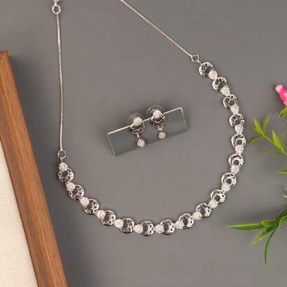 Necklace 737
