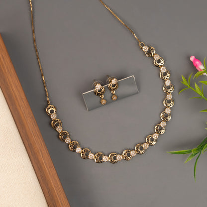 Necklace 737