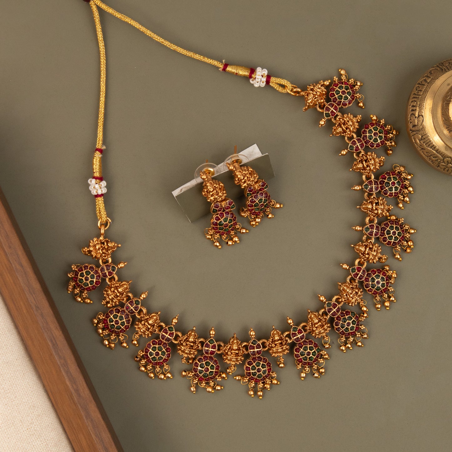 Necklace 768
