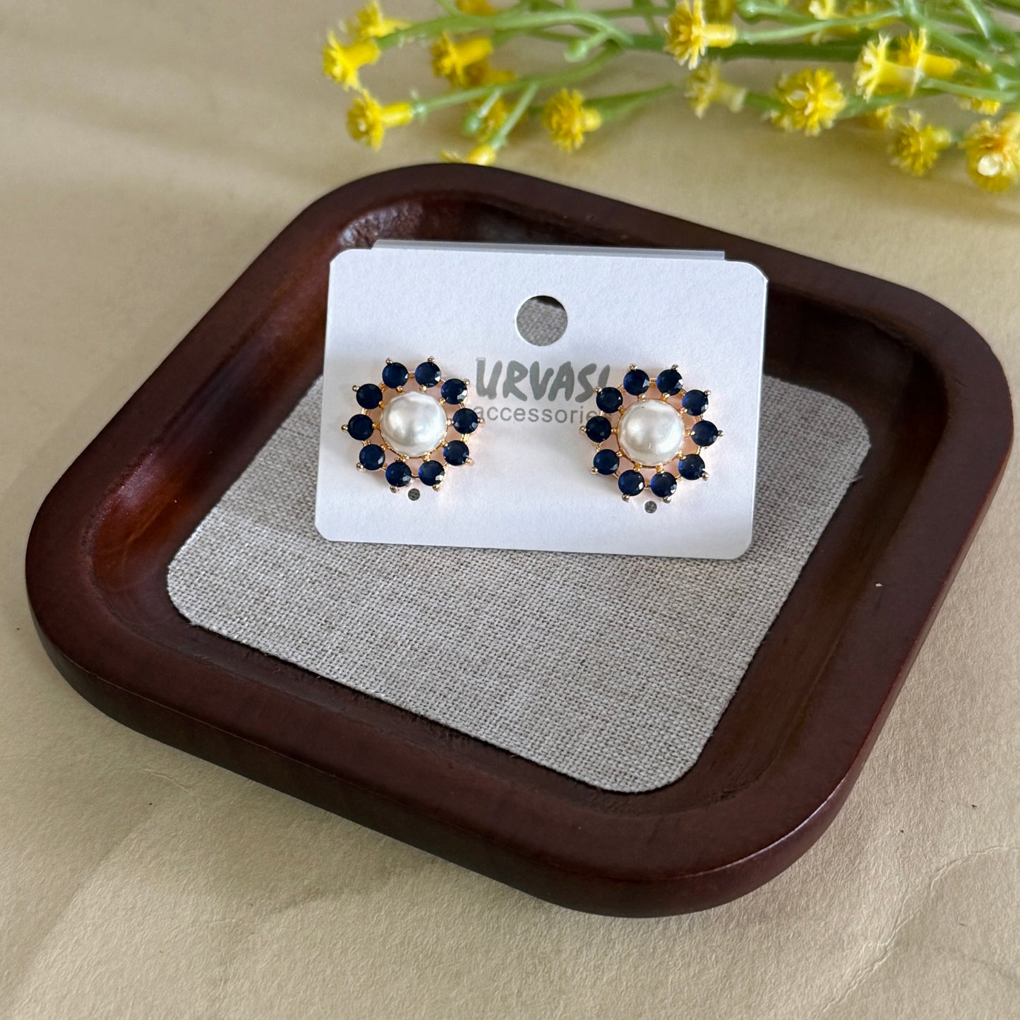 Navaratna Stud Earrings E325