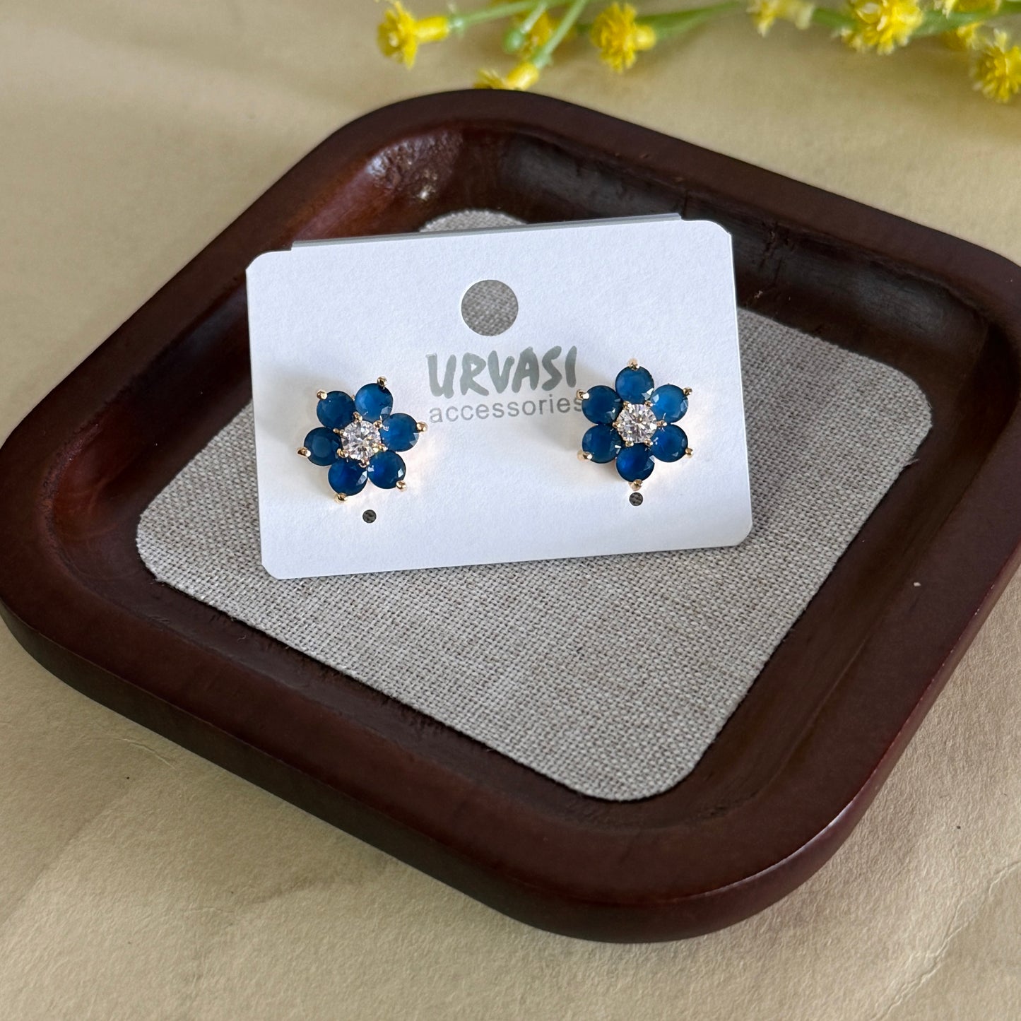 Navaratna Stud Earrings E315