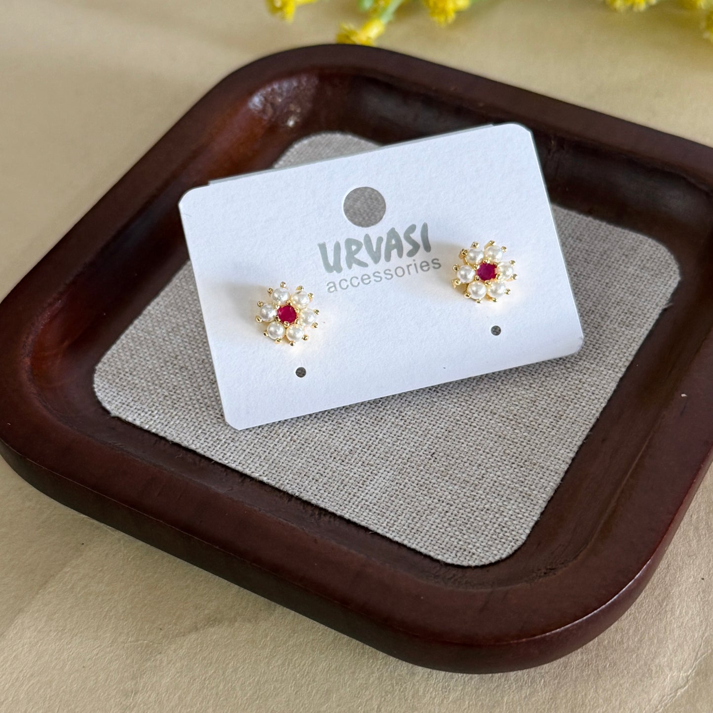 Navaratna Stud Earrings E301