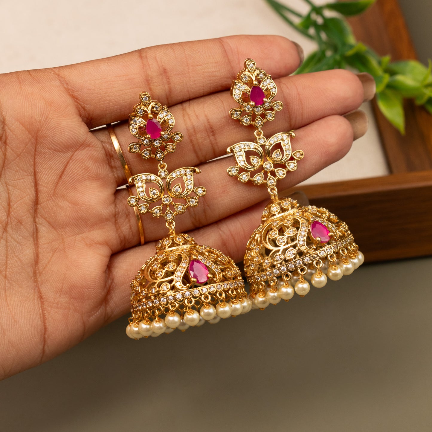 Antique Earrings E1302