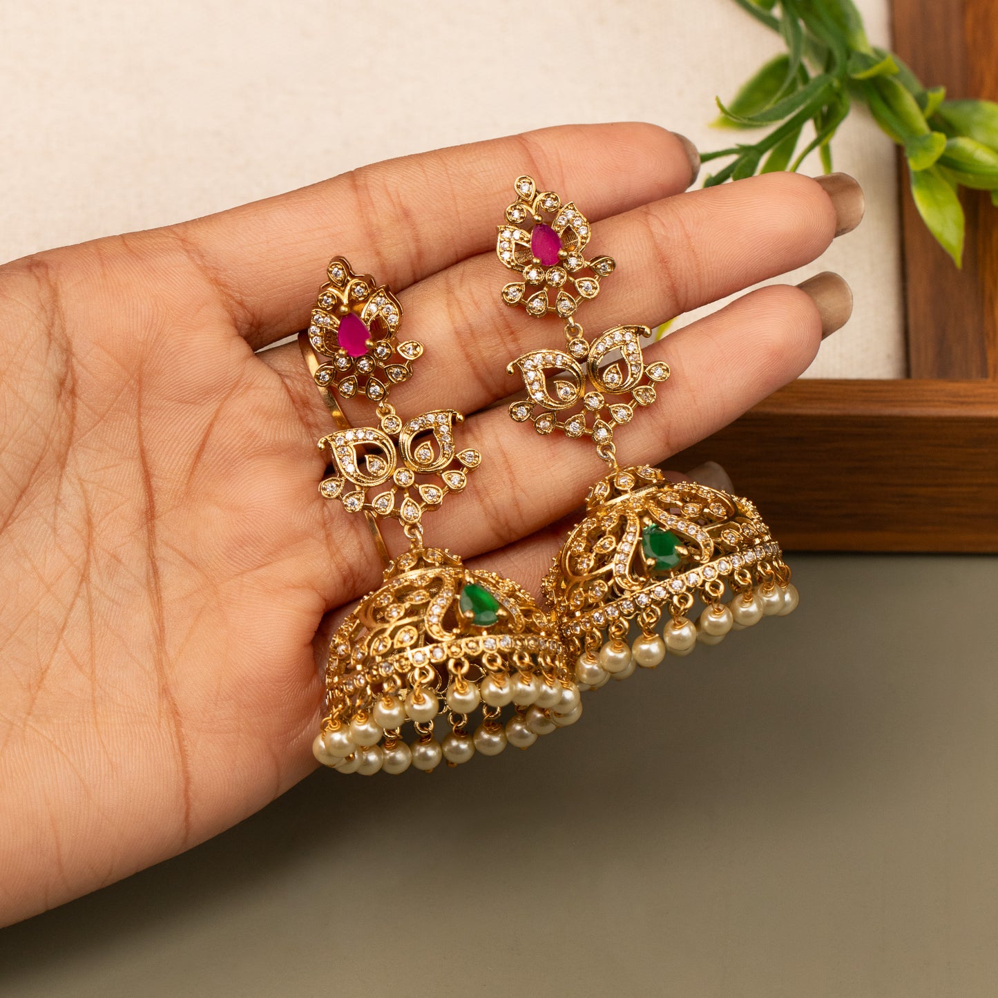 Antique Earrings E1302