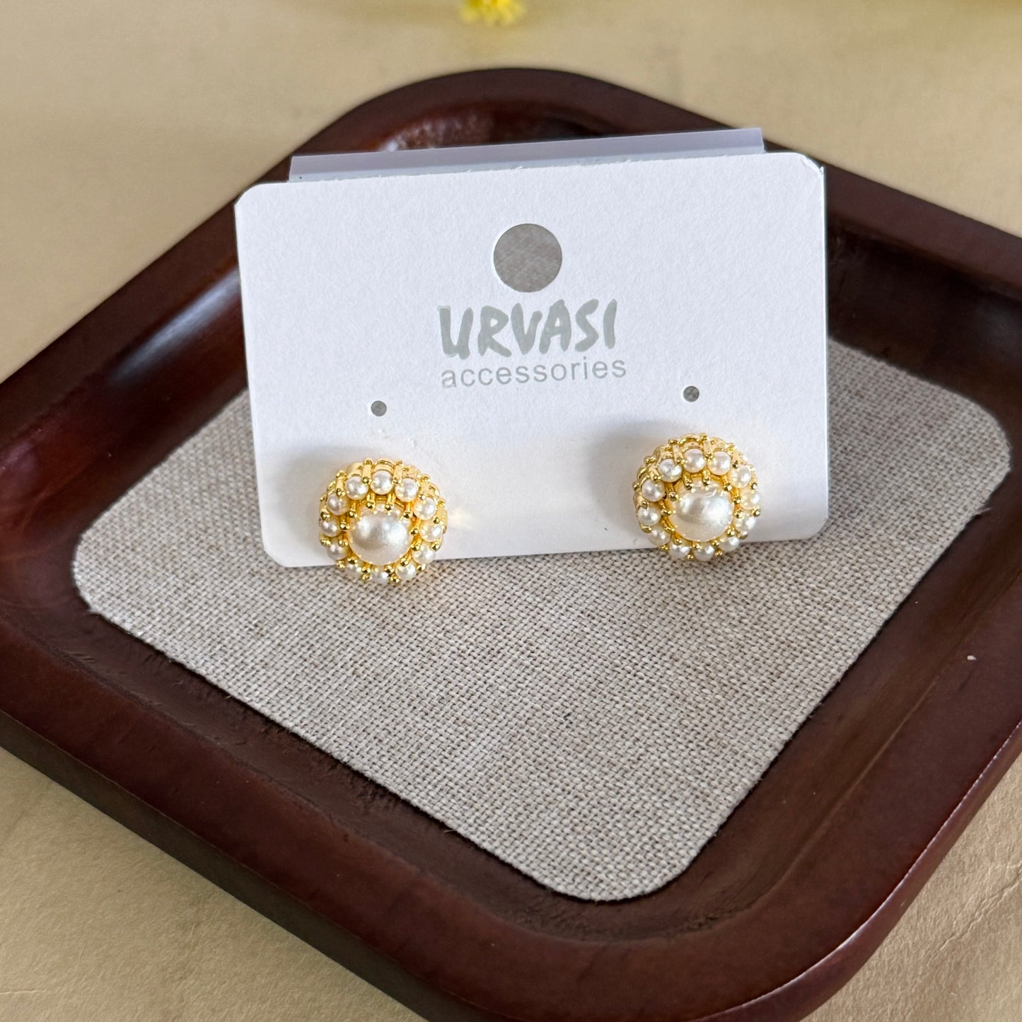 Navaratna Stud Earrings E316