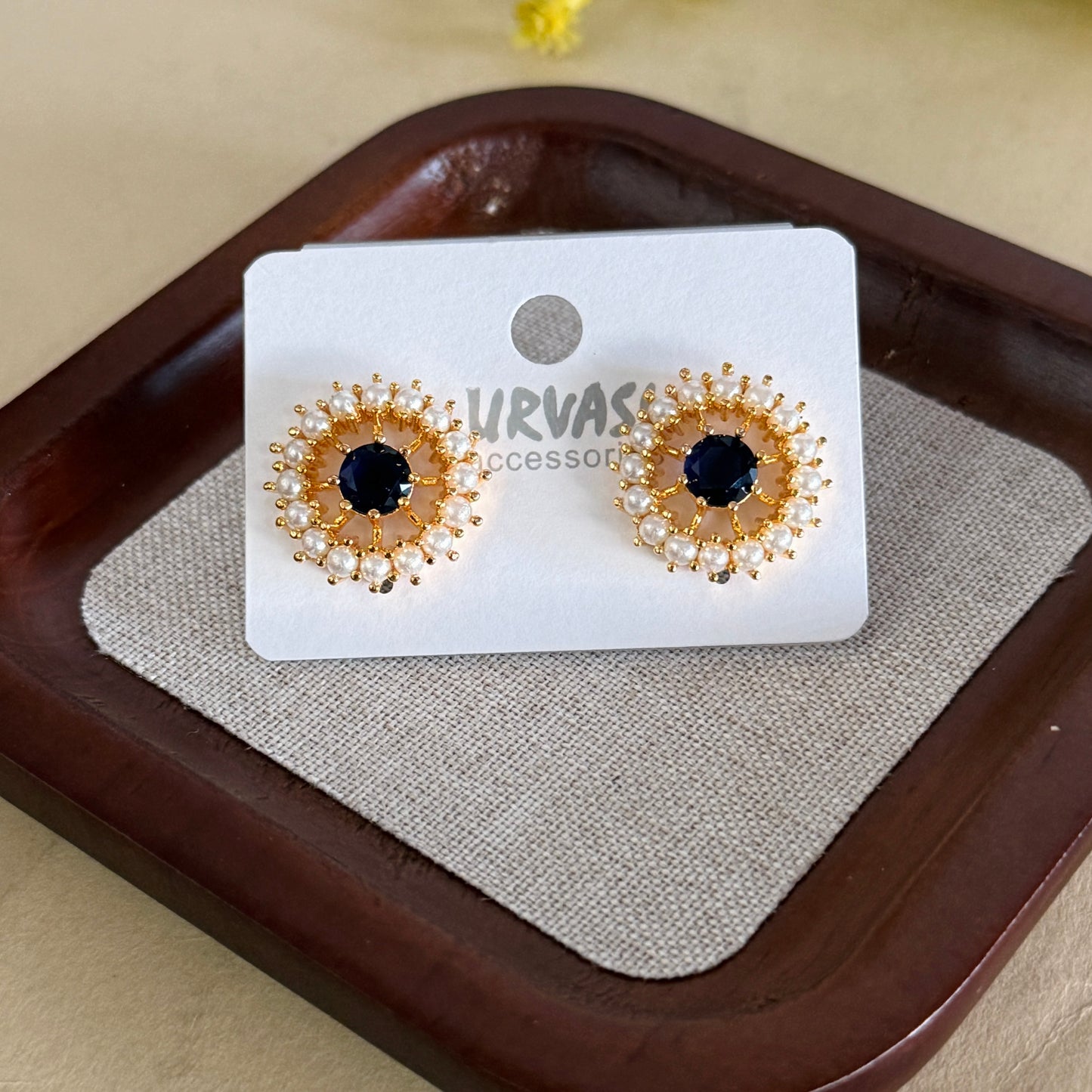 Navaratna Stud Earrings E300