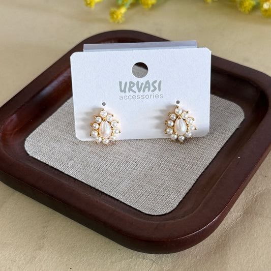 Navaratna Stud Earrings E326
