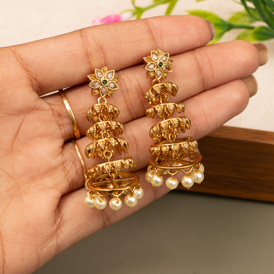 Antique Earrings E1300