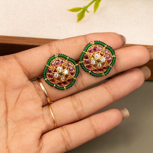 Antique Stud Earrings E1293