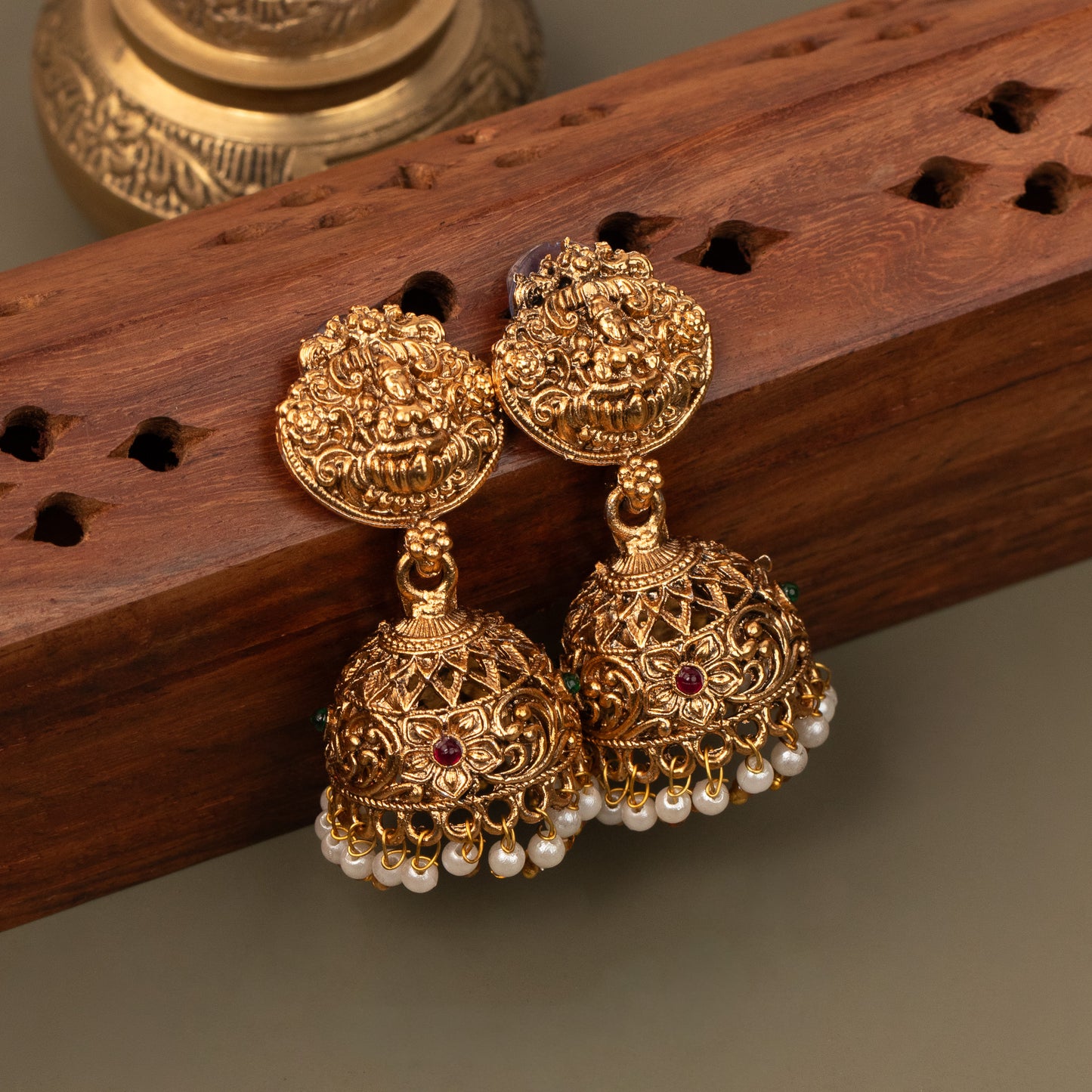 Antique Earrings E1277