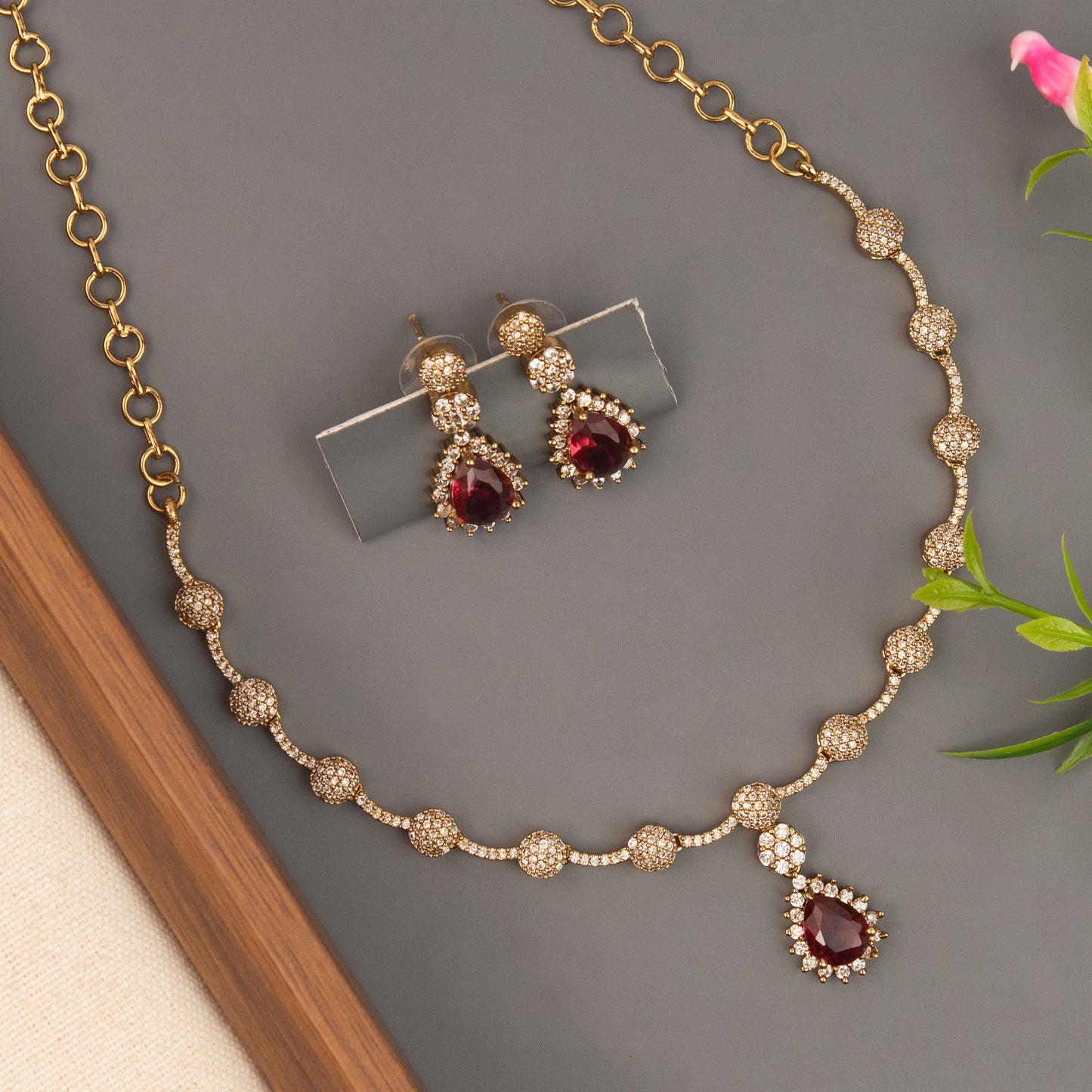 Necklace 997