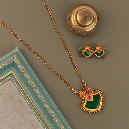 Necklace 833