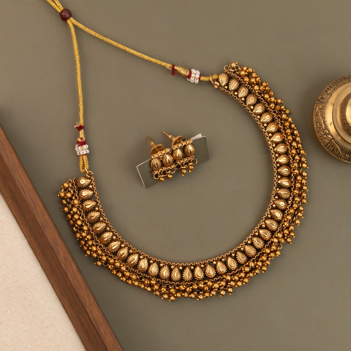 Necklace 087