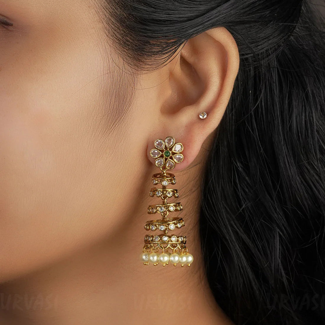 Antique Earrings E153