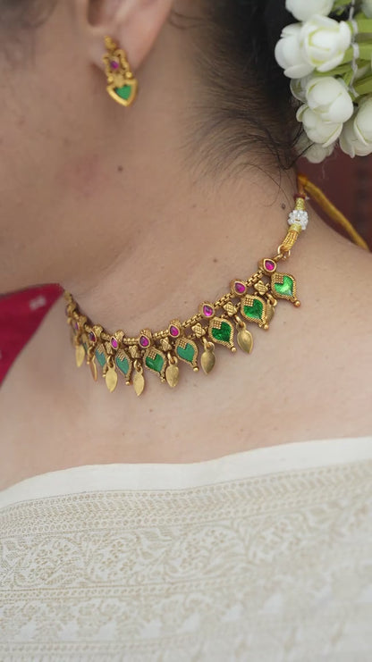 Necklace 884 [Choker]