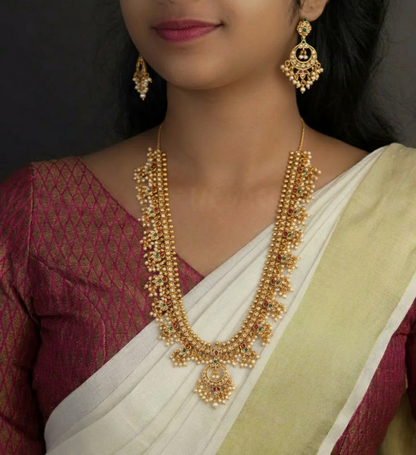 Necklace 902