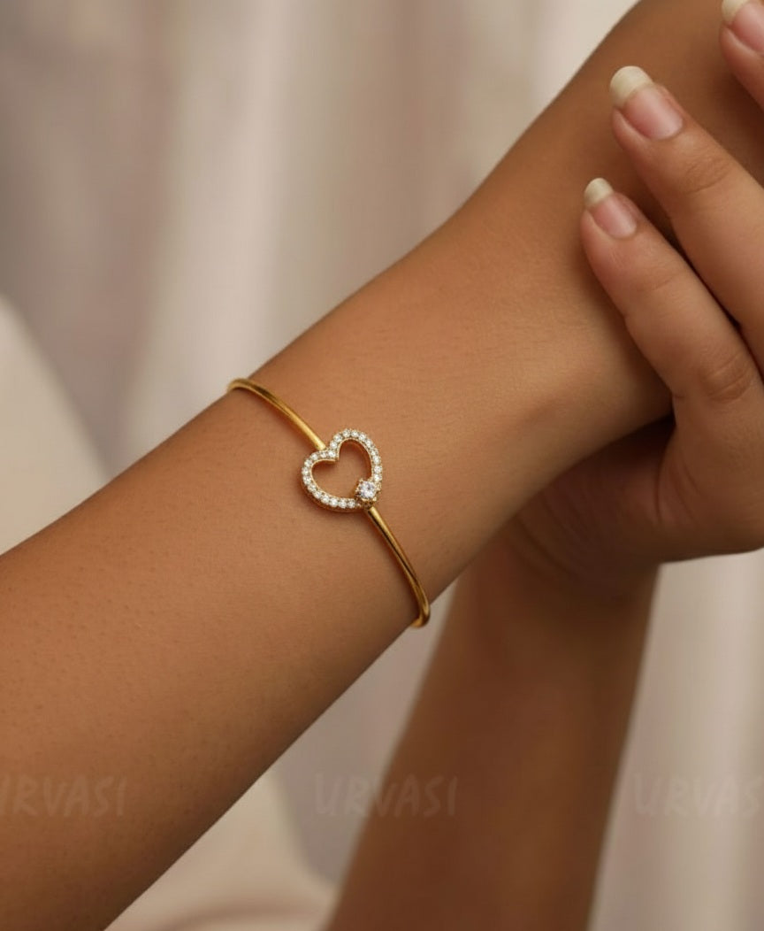 Cuff Bangle B405