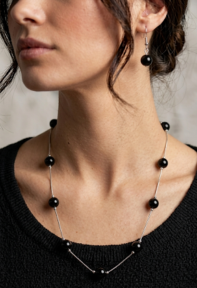 Silver one line pearl Mala with Earrings MA196