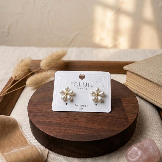 Stud Earrings E902