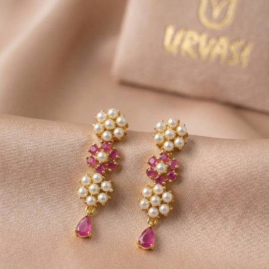 Gold Finished Pearls Earrings E1044