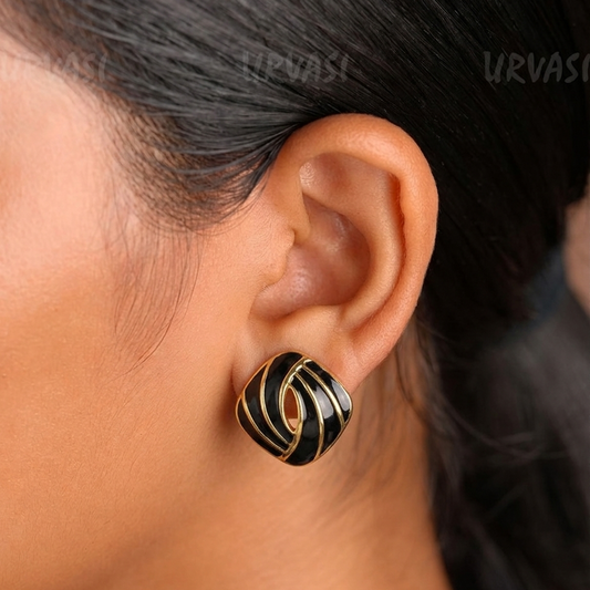 Gold-Toned Studded Earrings E1190