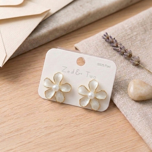 Korean-style enamel floral stud earrings E1131